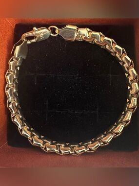 14K Gold Tone Chain Bracelet 6 1/2 inch- Yellow Gold
